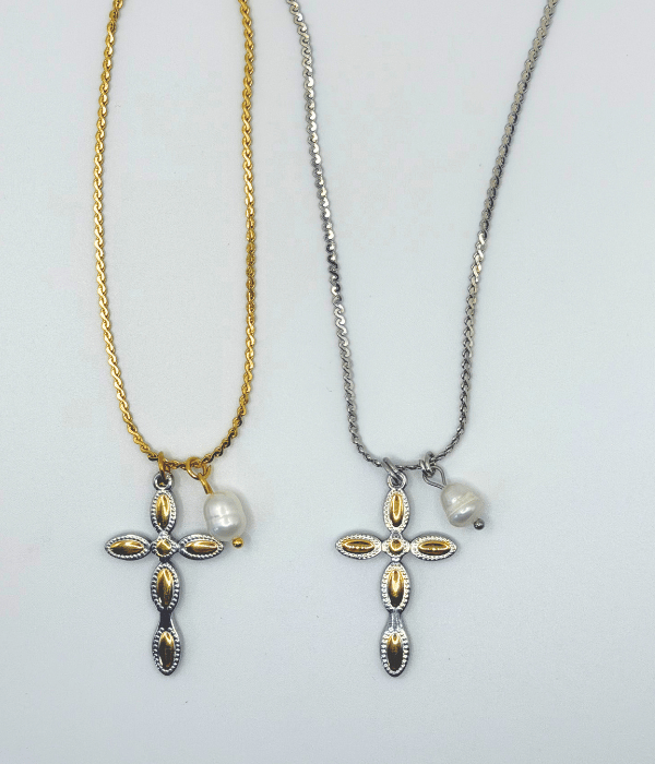 Collar Halo Cross