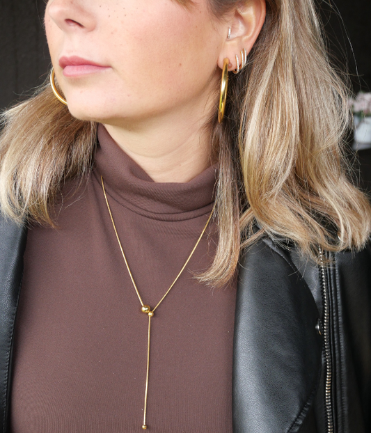 Long necklace